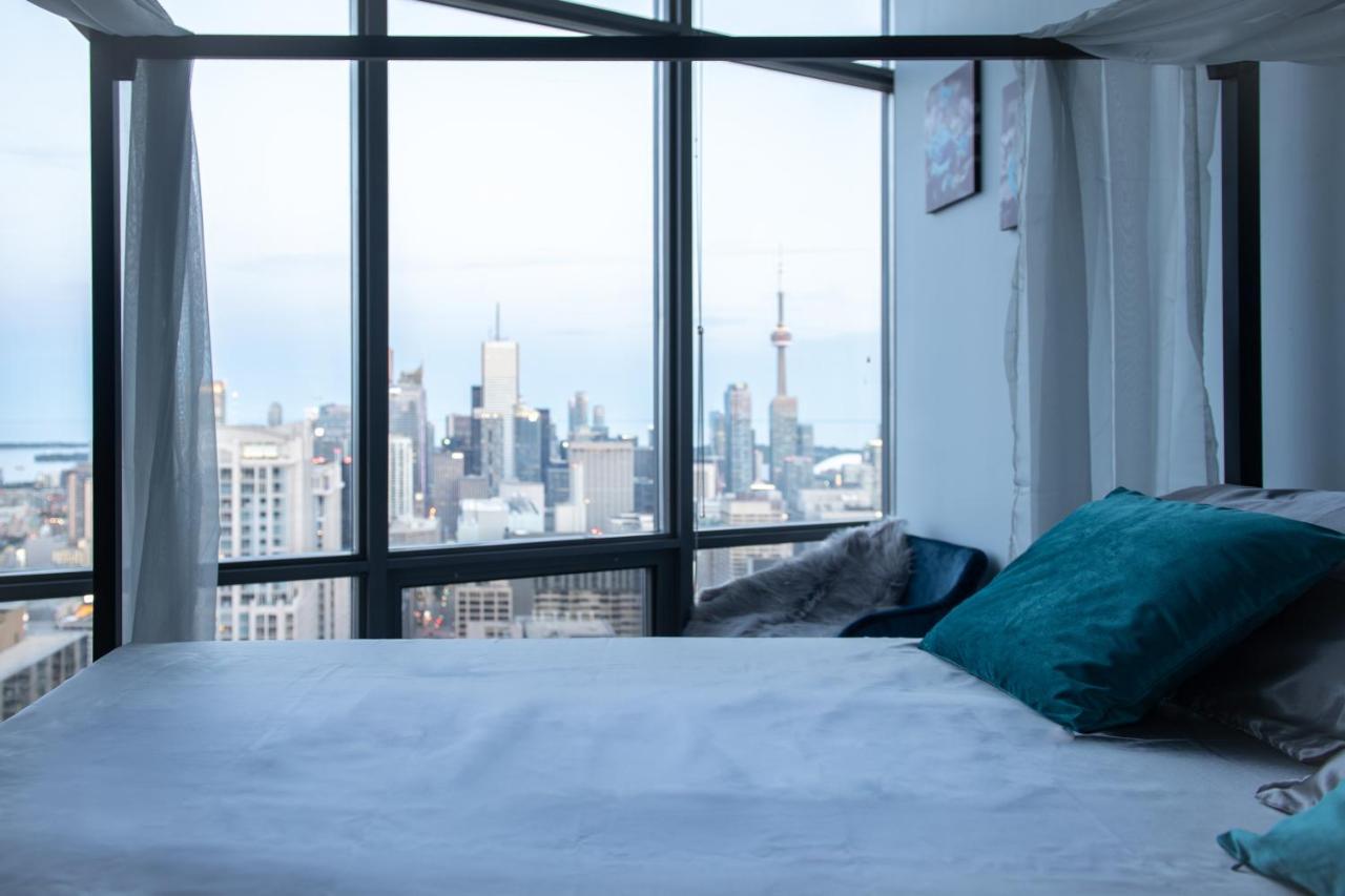 Great View High Rise In Central Toronto Exteriör bild